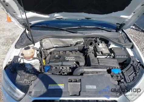 2016 Audi Q3 2.0T Premium Plus z USA, uszkodzony, nr VIN WA1GFCFS4GR000848